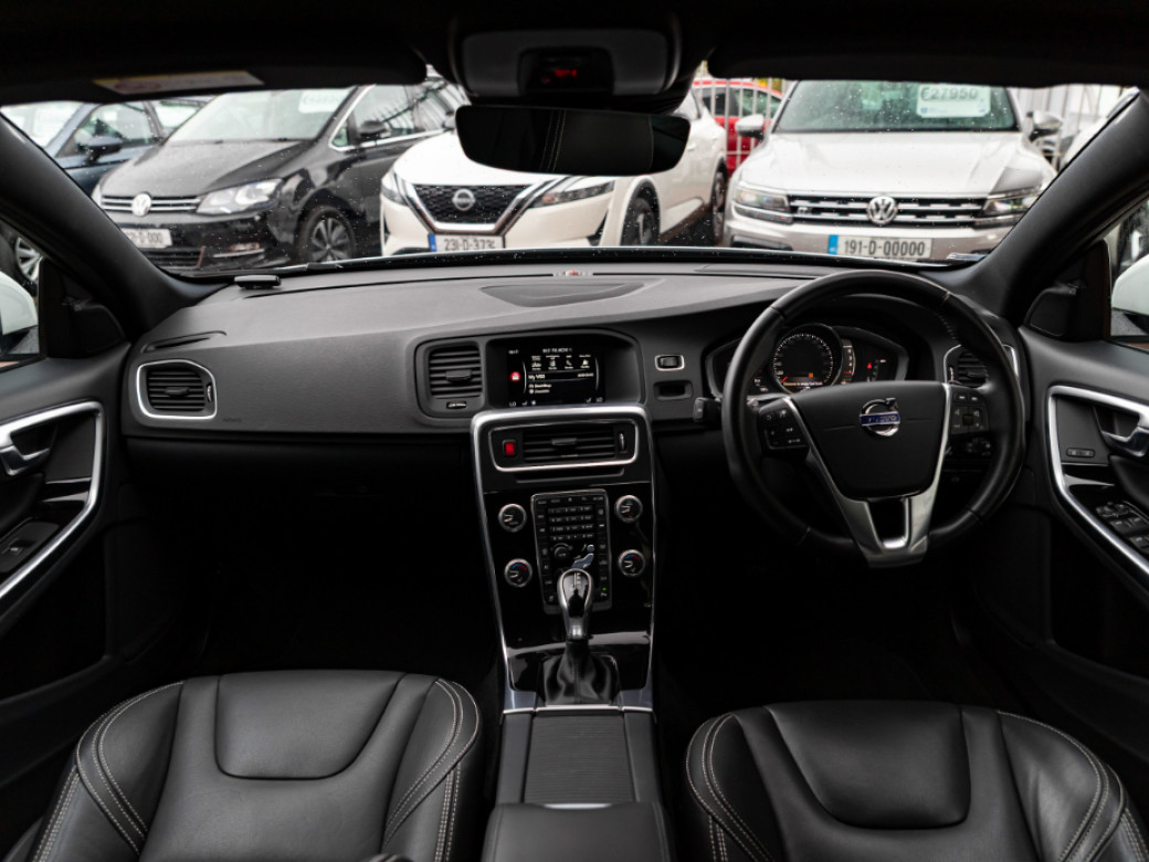 2017 Volvo V60