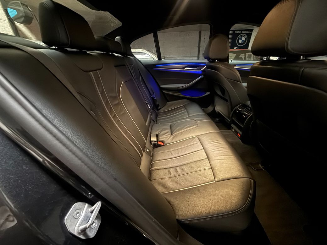 2021 BMW 5 Series