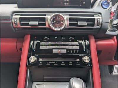 2021 Lexus IS 300h