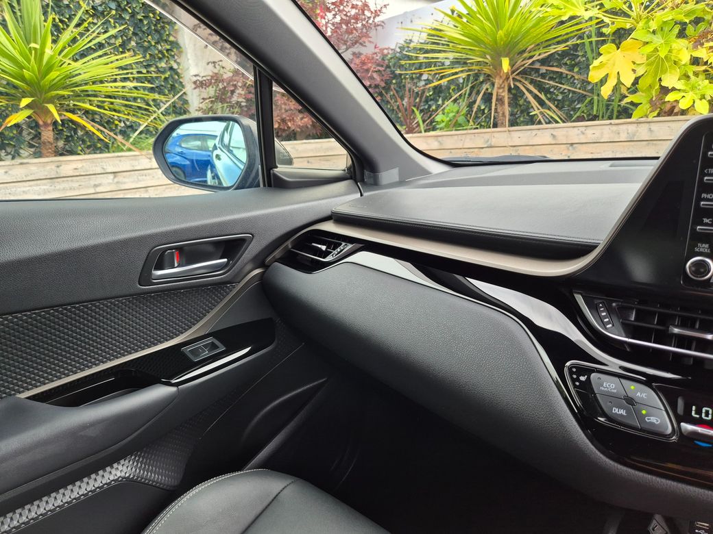 2023 Toyota C-HR