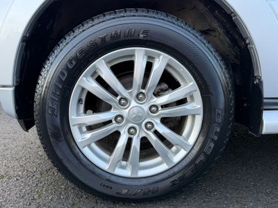 2018 Mitsubishi Pajero