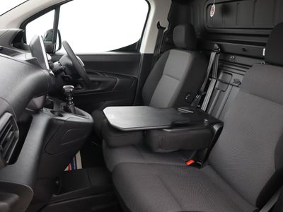 2022 Peugeot Partner
