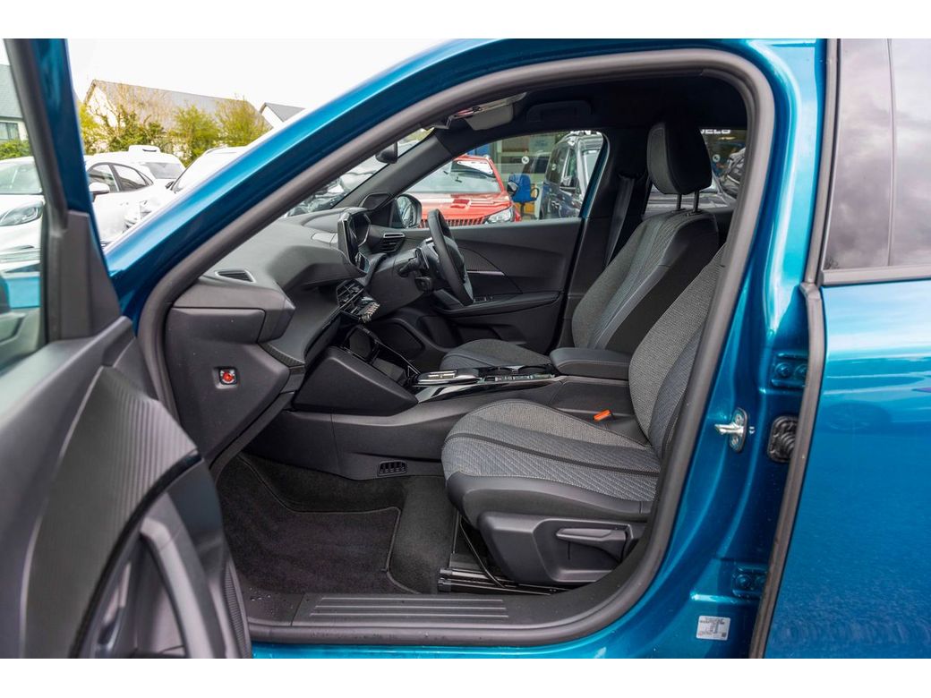 2025 Peugeot 2008