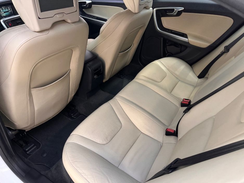 2016 Volvo S60