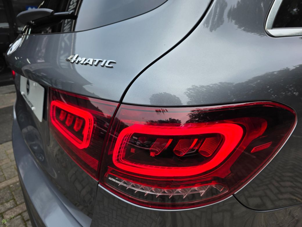 2021 Mercedes-Benz GLC Class
