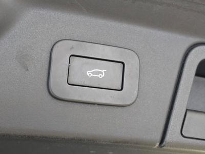 2023 Land Rover Range Rover Velar