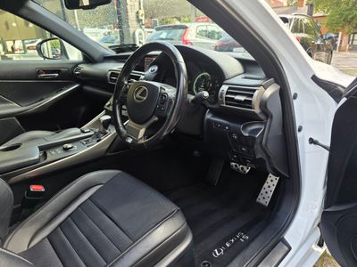 2016 Lexus IS