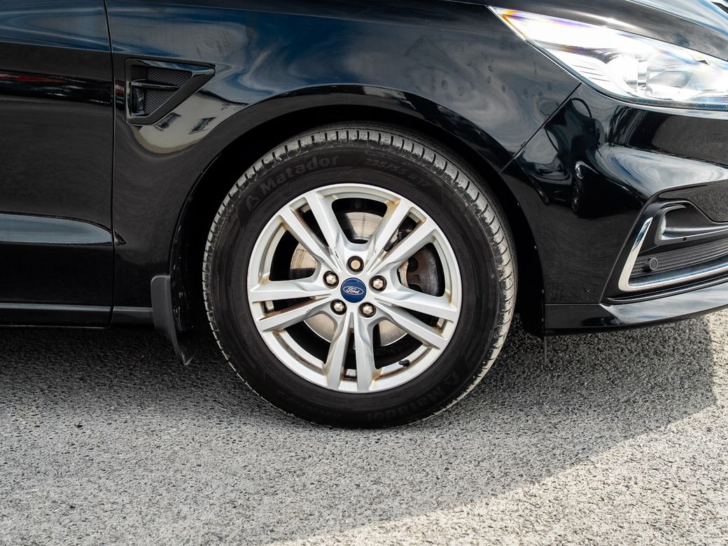 2020 Ford S-Max