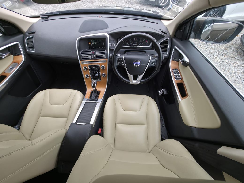 2016 Volvo XC60