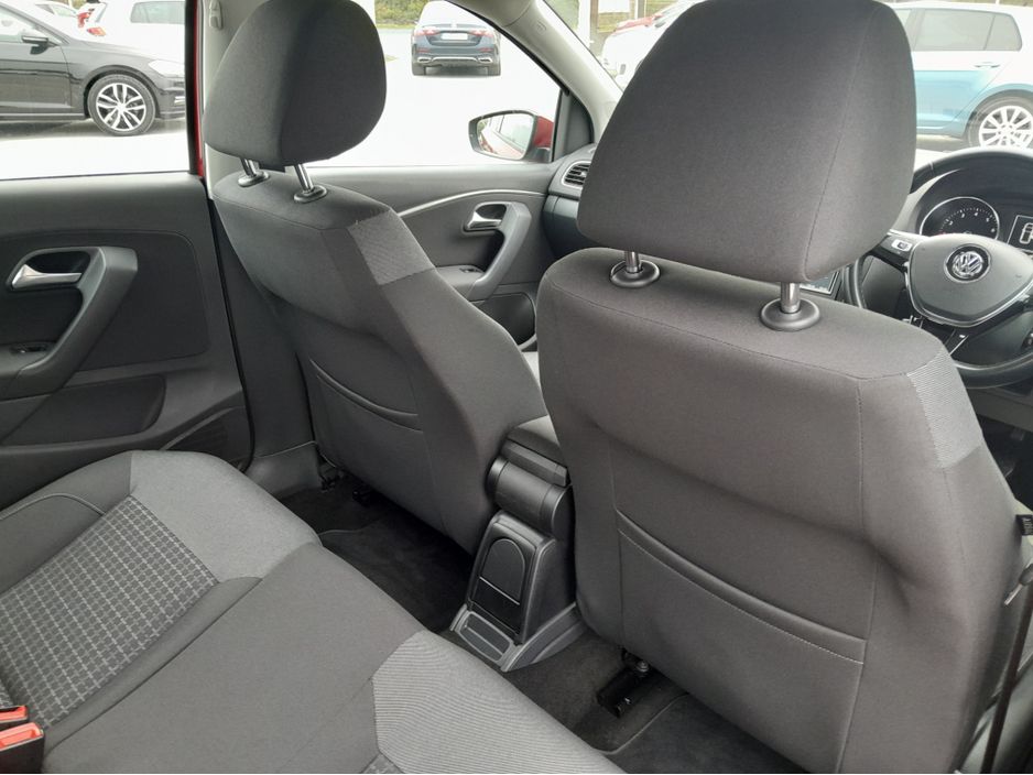 2016 Volkswagen Polo