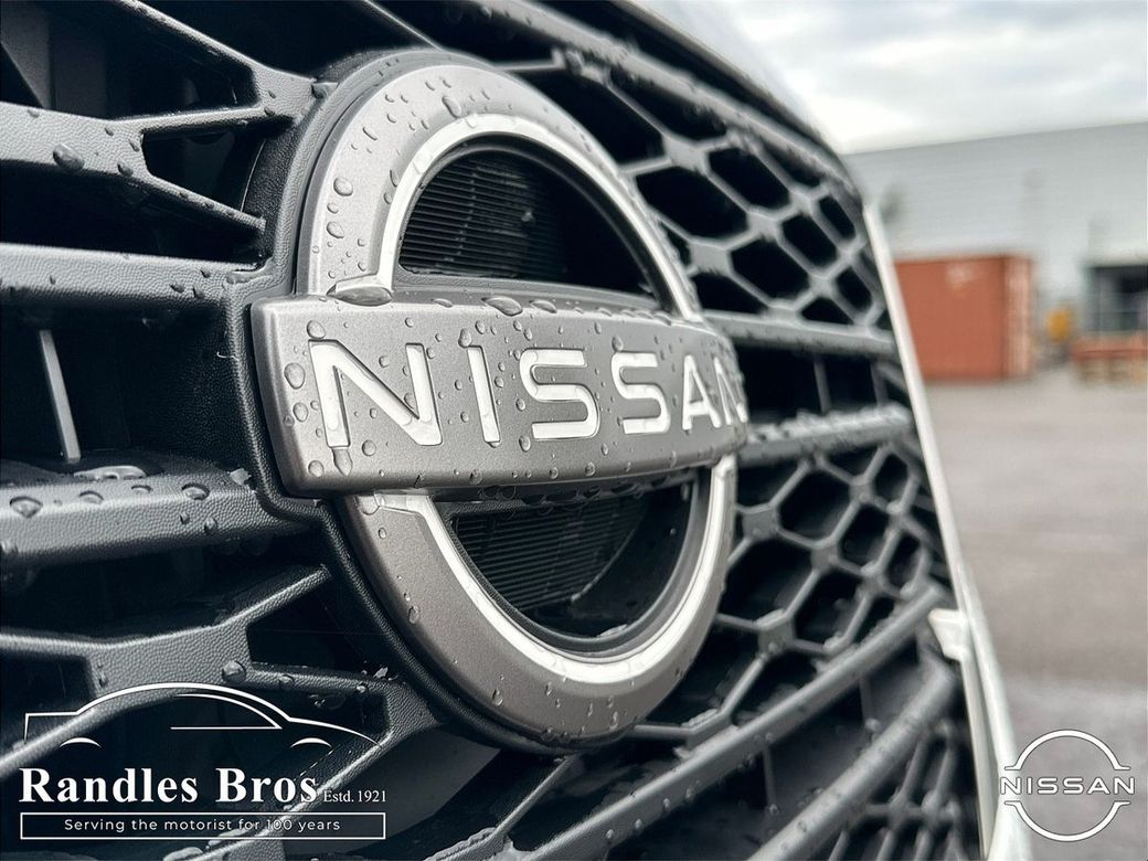 2025 Nissan Primastar