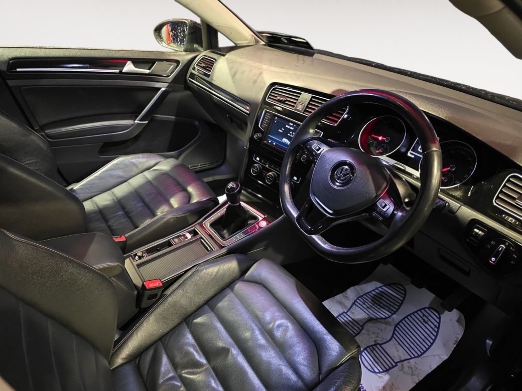 2016 Volkswagen Golf