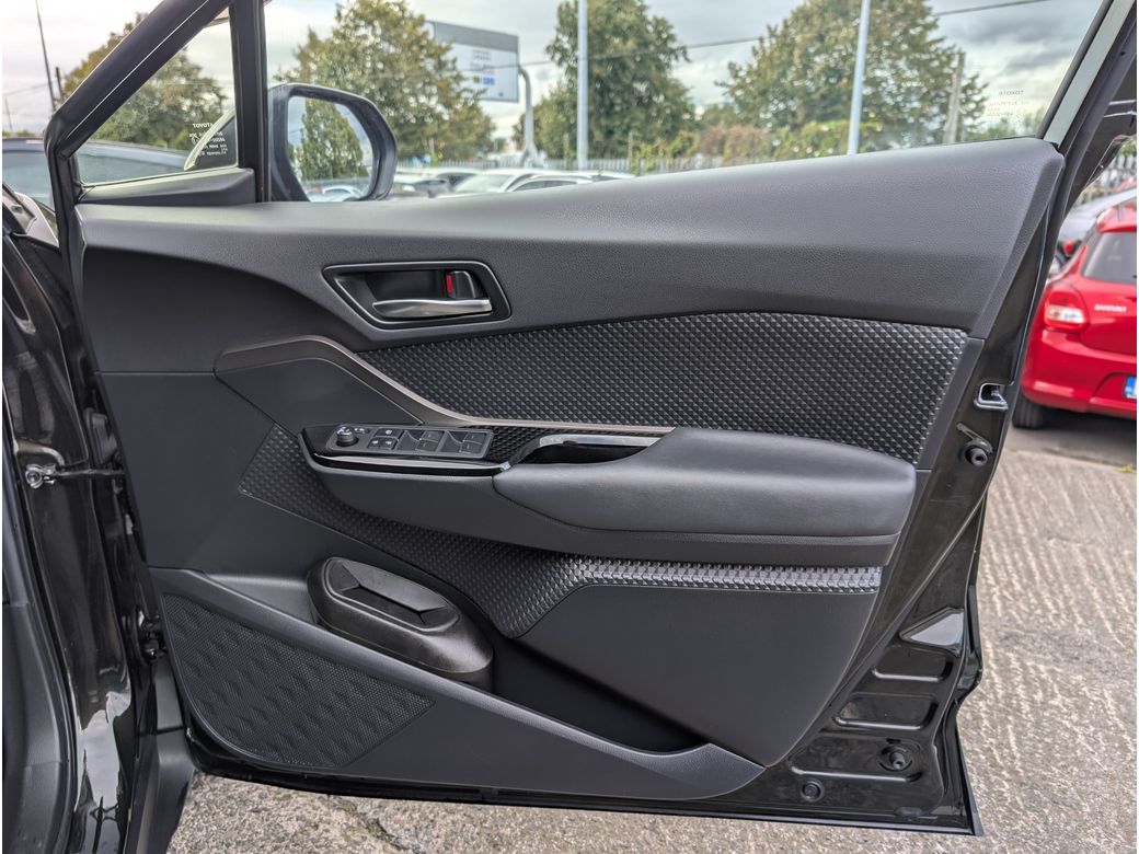 2023 Toyota C-HR