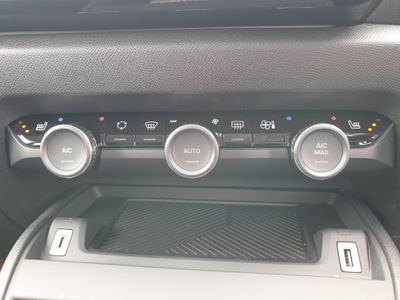 2025 Citroen e-C4