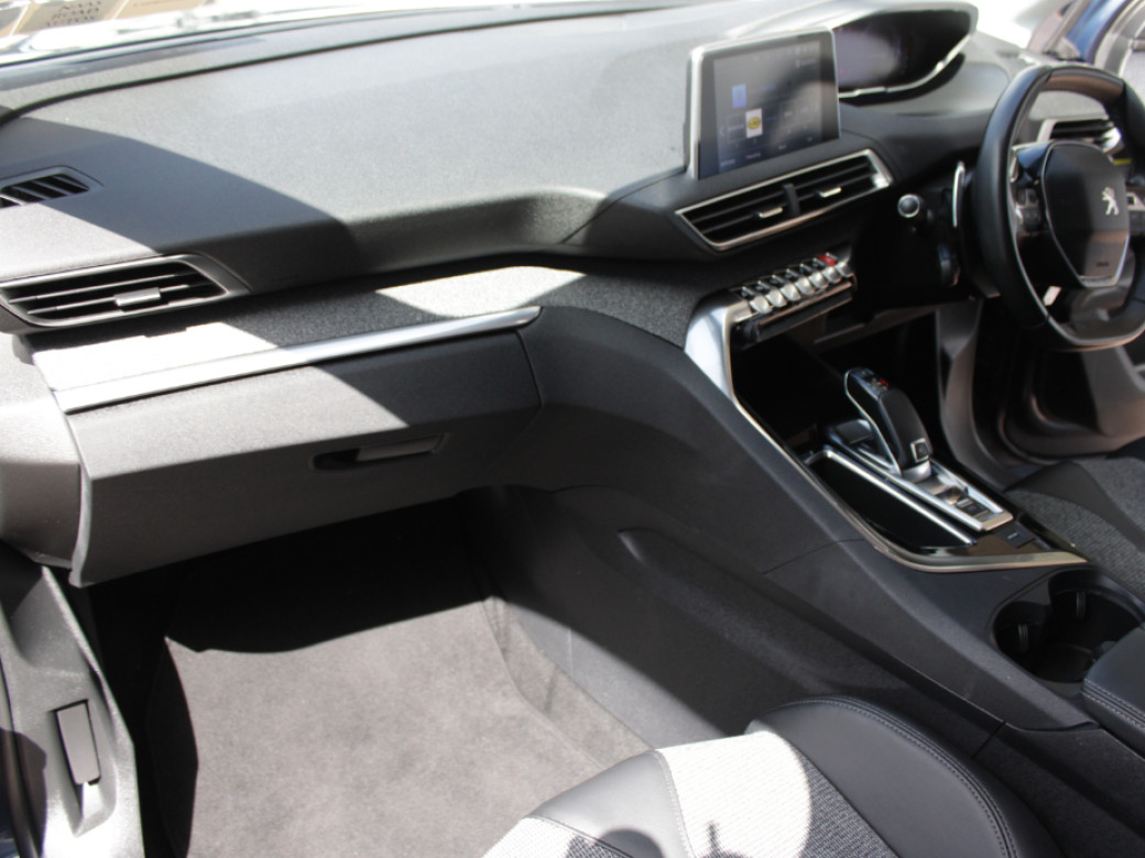 2019 Peugeot 5008