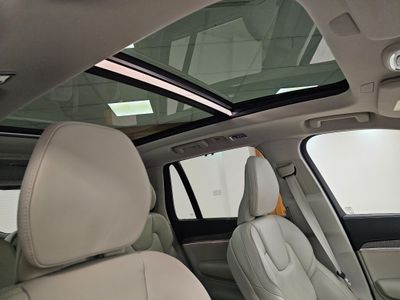 2022 Volvo XC90
