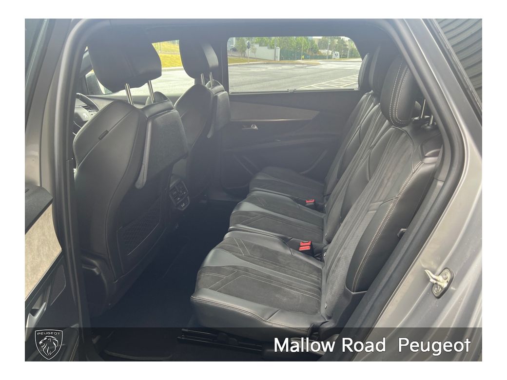 2021 Peugeot 5008