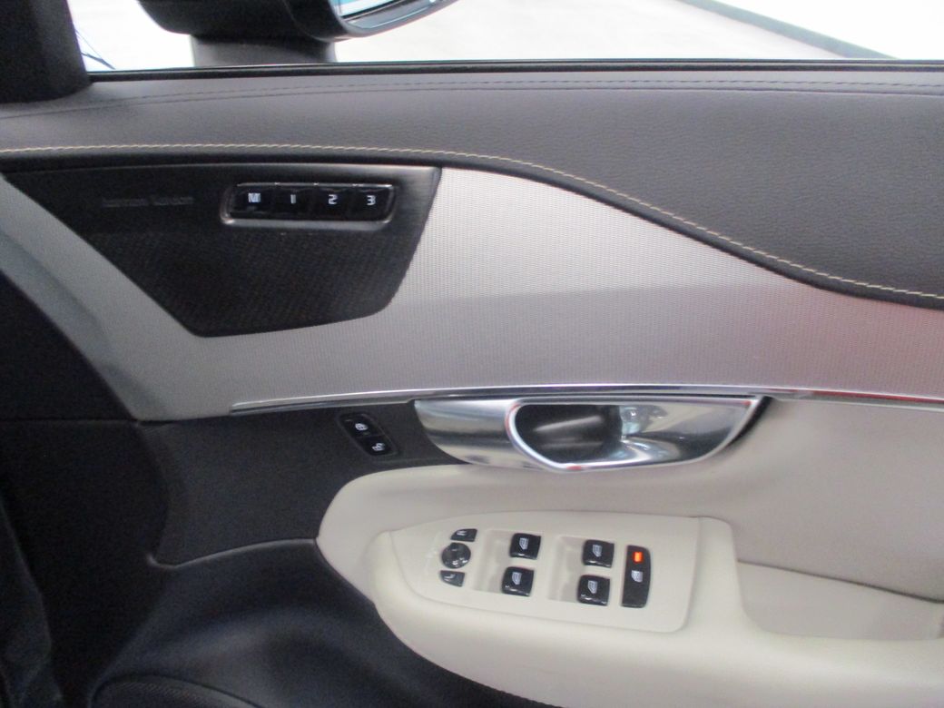 2021 Volvo XC90