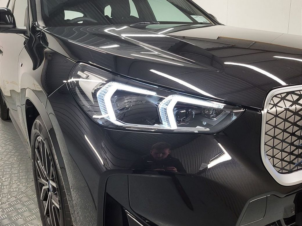2025 BMW iX1