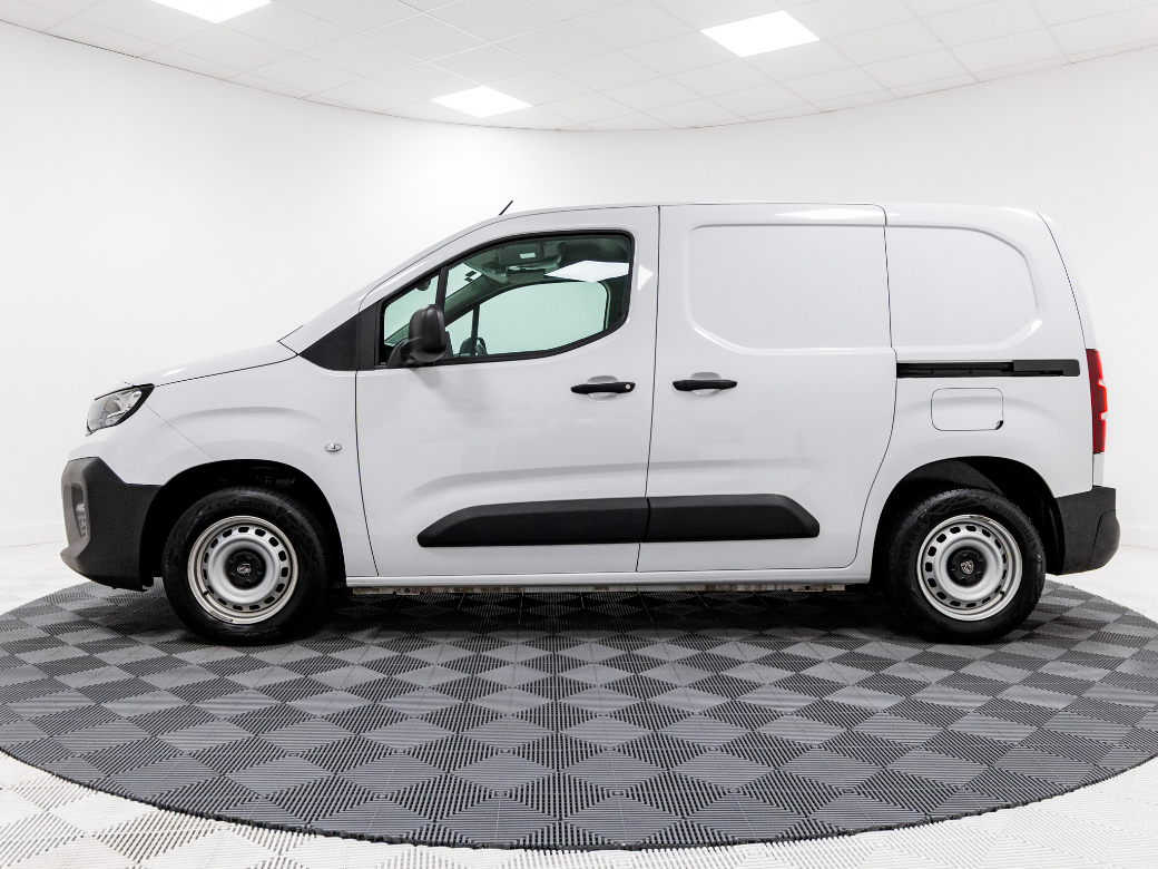 2024 Peugeot Partner
