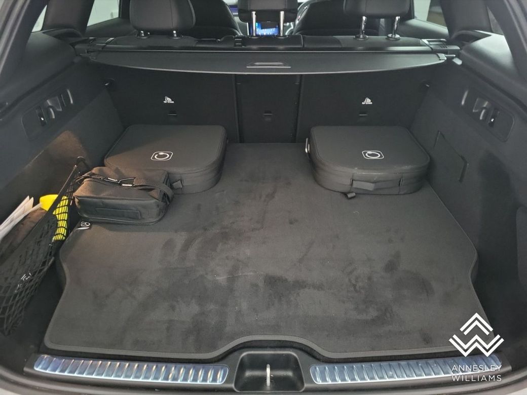 2025 Mercedes-Benz GLC Class