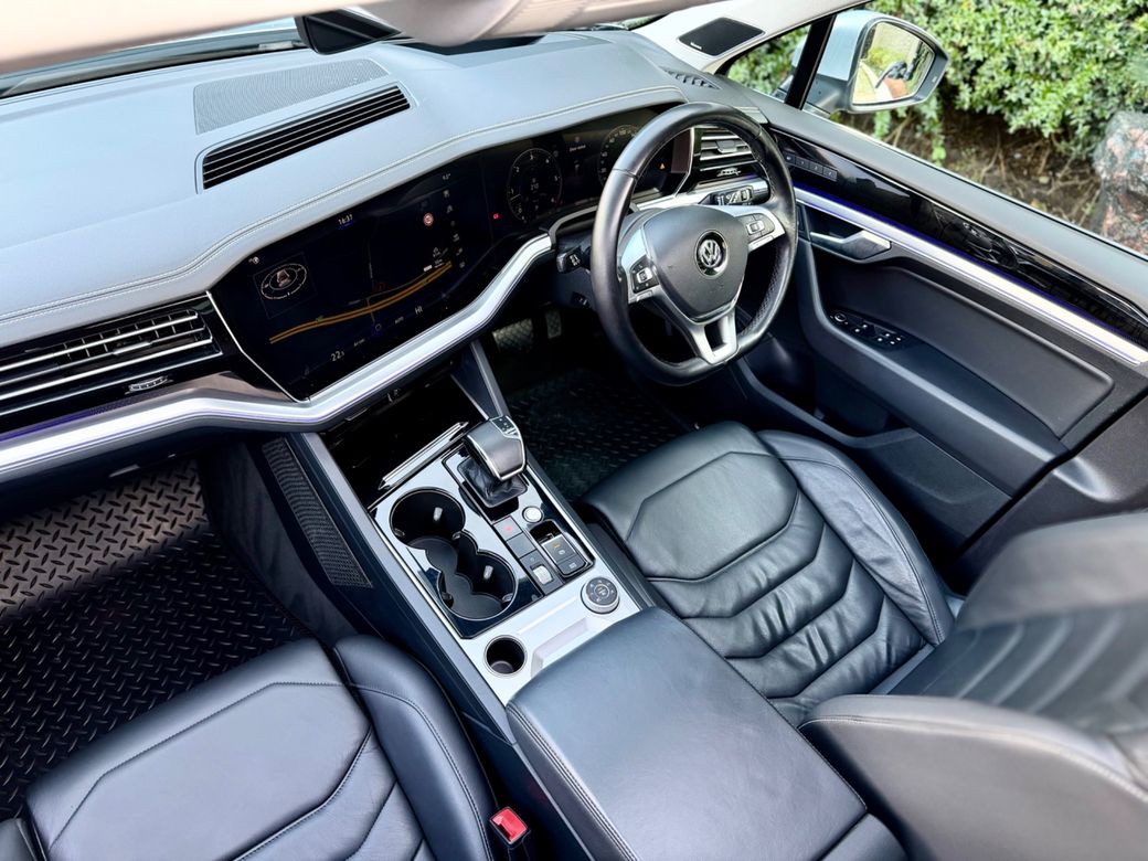 2018 Volkswagen Touareg