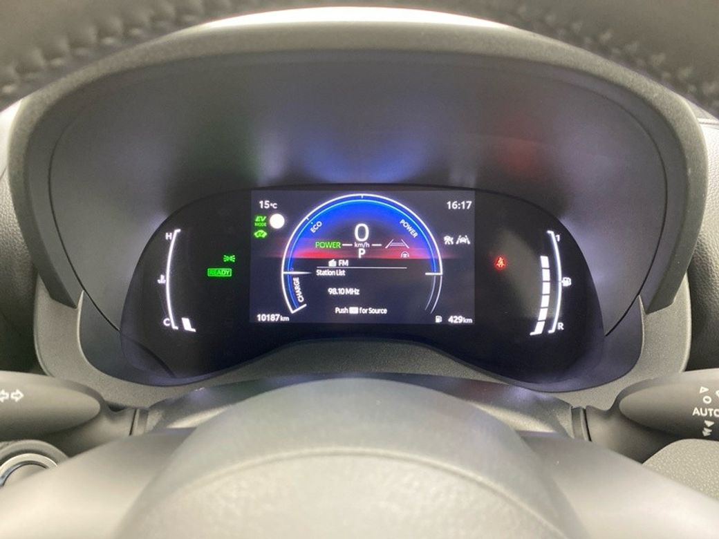 2025 Toyota Yaris Cross