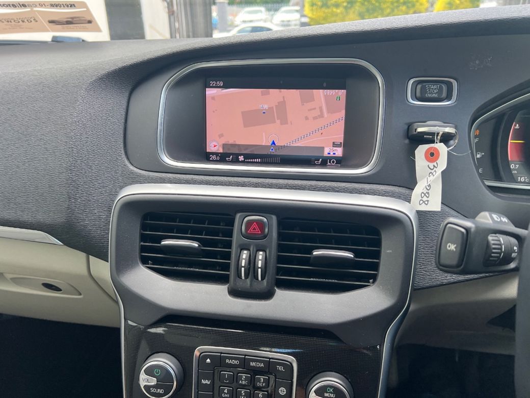 2019 Volvo V40