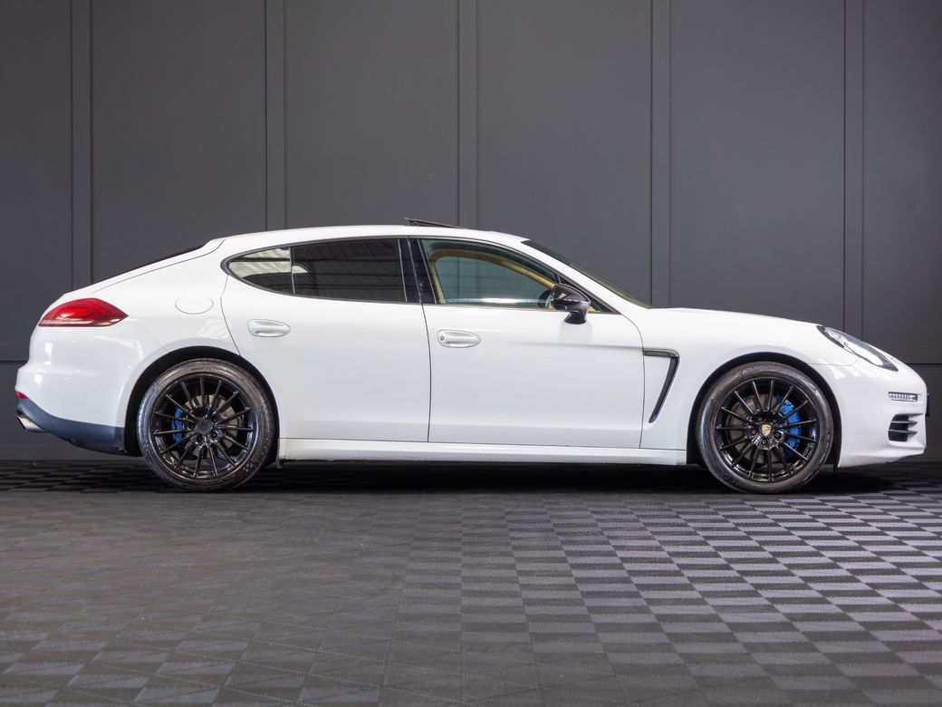 2014 Porsche Panamera