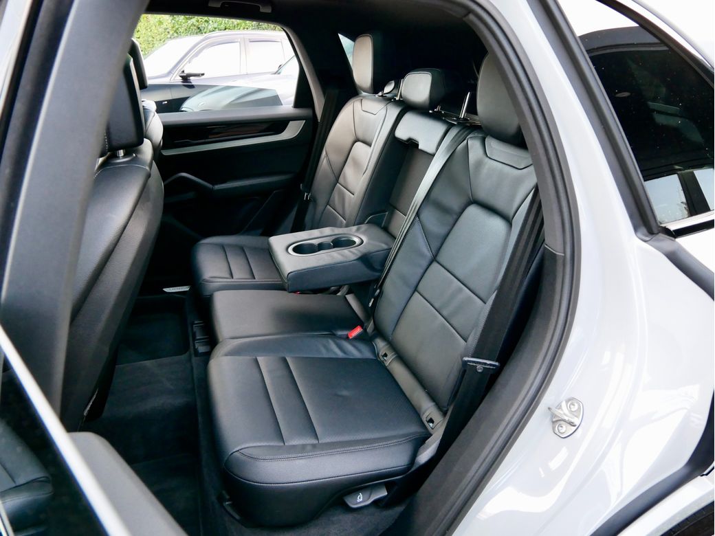 2024 Porsche Cayenne