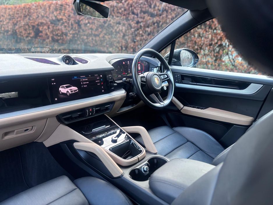 2023 Porsche Cayenne