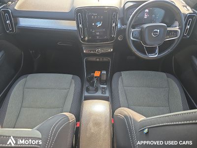 2022 Volvo XC40