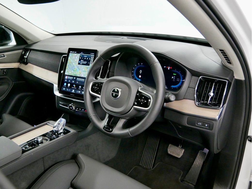 2025 Volvo XC90