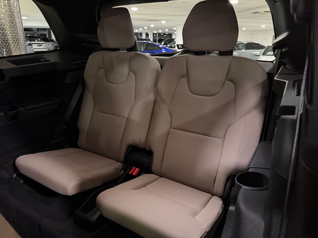 2025 Volvo XC90
