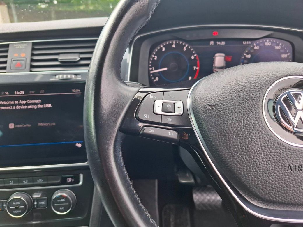 2019 Volkswagen Golf