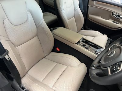 2025 Volvo XC90