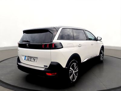 2024 Peugeot 5008