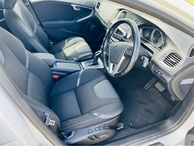2014 Volvo V40