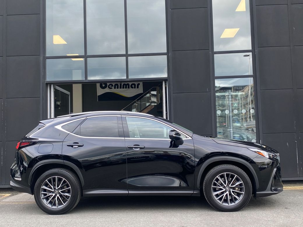 2024 Lexus NX 450H+
