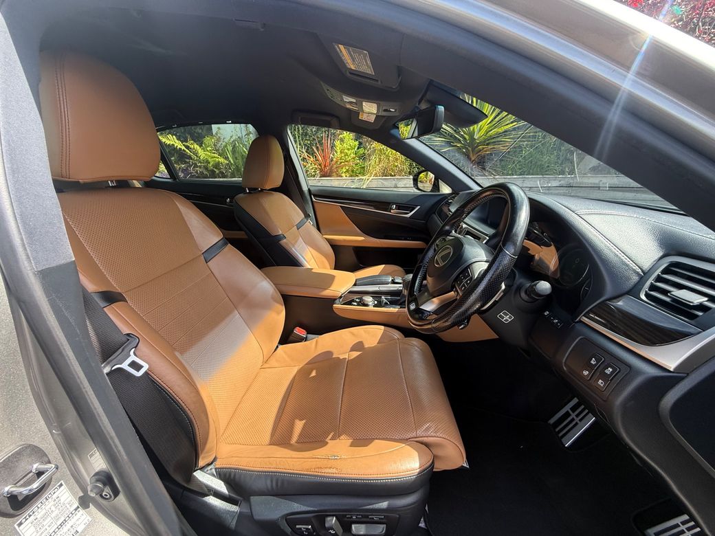 2017 Lexus GS 300H