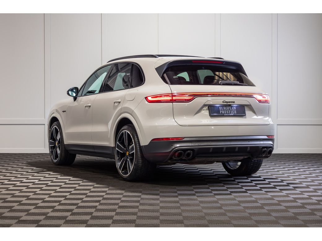 2022 Porsche Cayenne