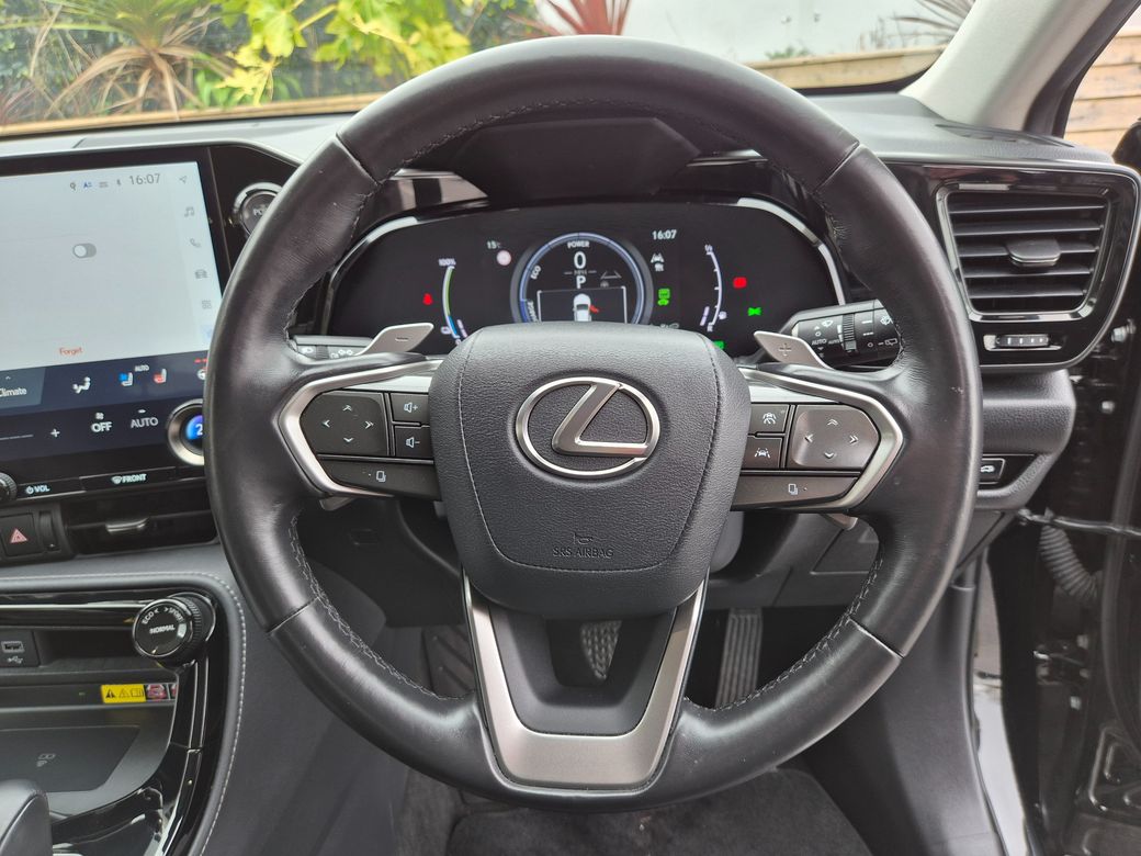 2023 Lexus NX 450H+