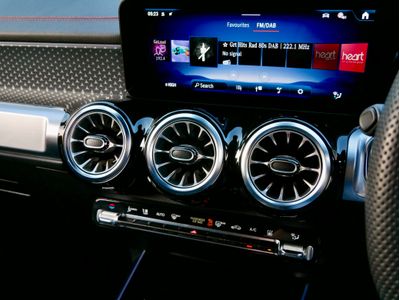 2025 Mercedes-Benz EQB