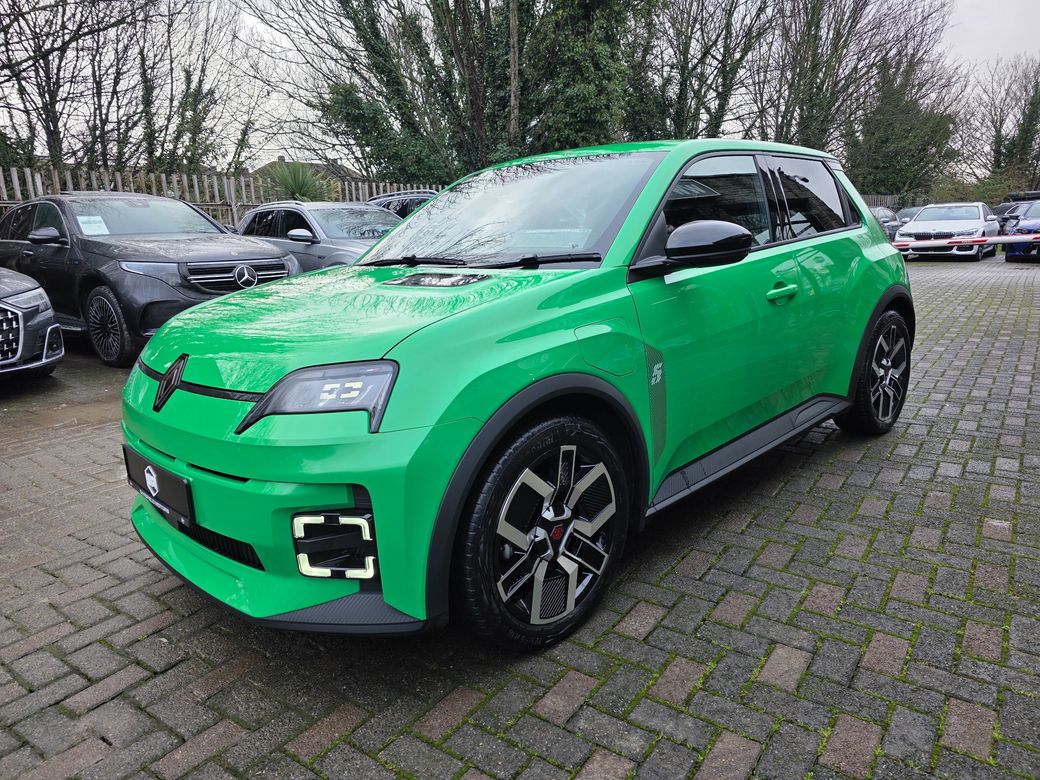 2025 Renault 5
