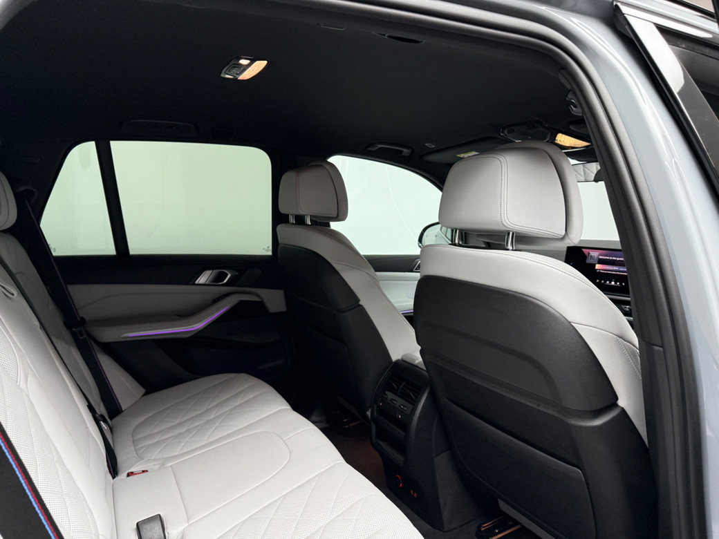 2023 BMW X5