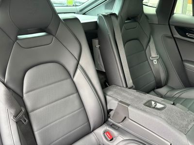 2025 Porsche Panamera