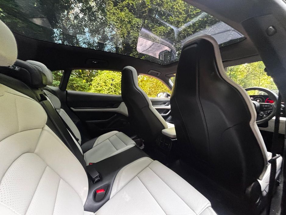 2023 Porsche Taycan