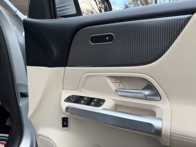 2021 Mercedes-Benz GLB Class