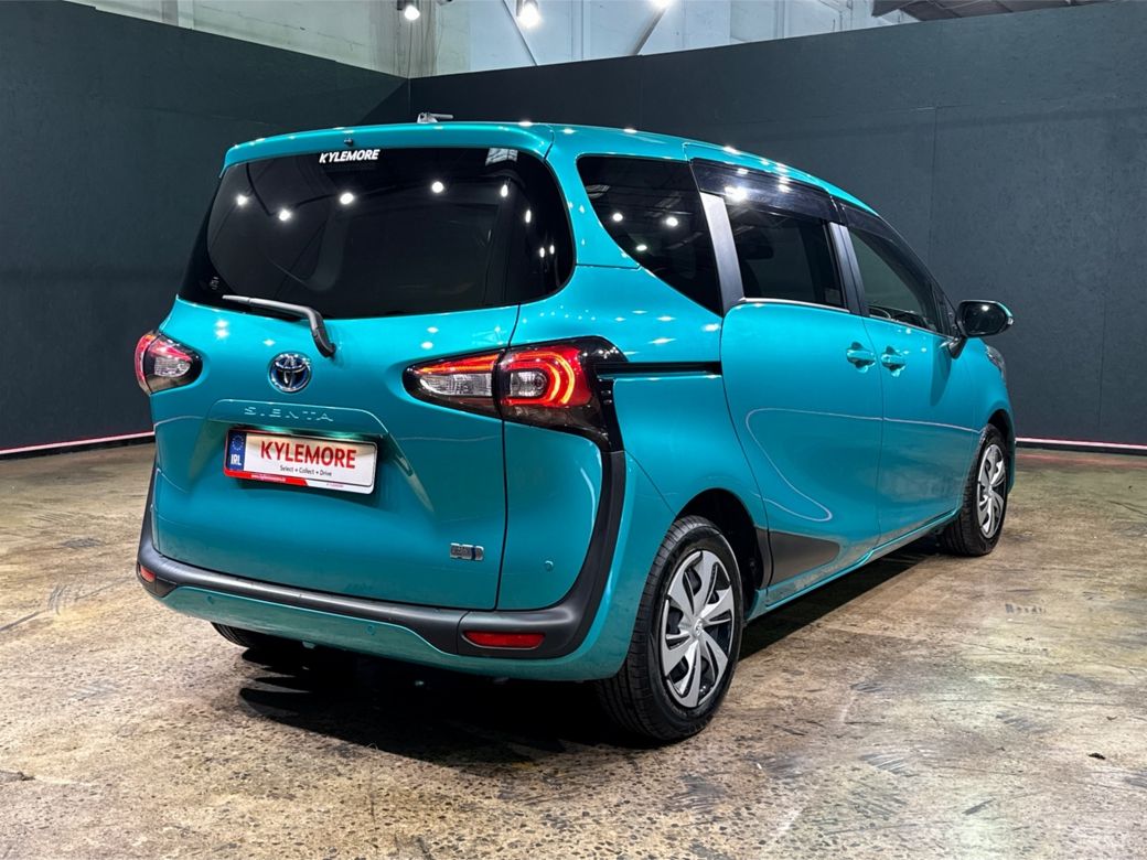 2020 Toyota Sienta