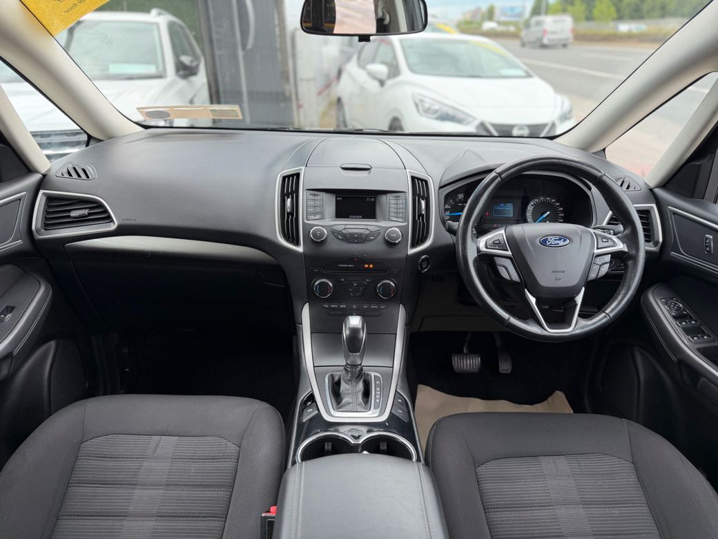 2017 Ford Galaxy